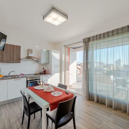 Boca Marina Aparthotel Alba Adriatica Bagian luar foto