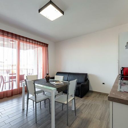 Boca Marina Aparthotel Alba Adriatica Bagian luar foto
