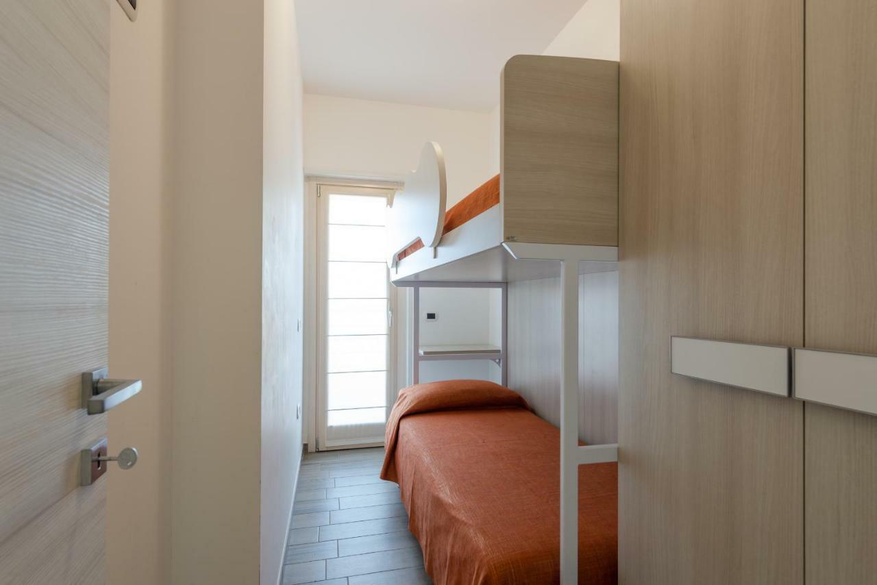 Boca Marina Aparthotel Alba Adriatica Bagian luar foto